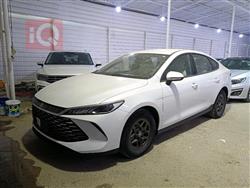 بی وای دی Qin Plus